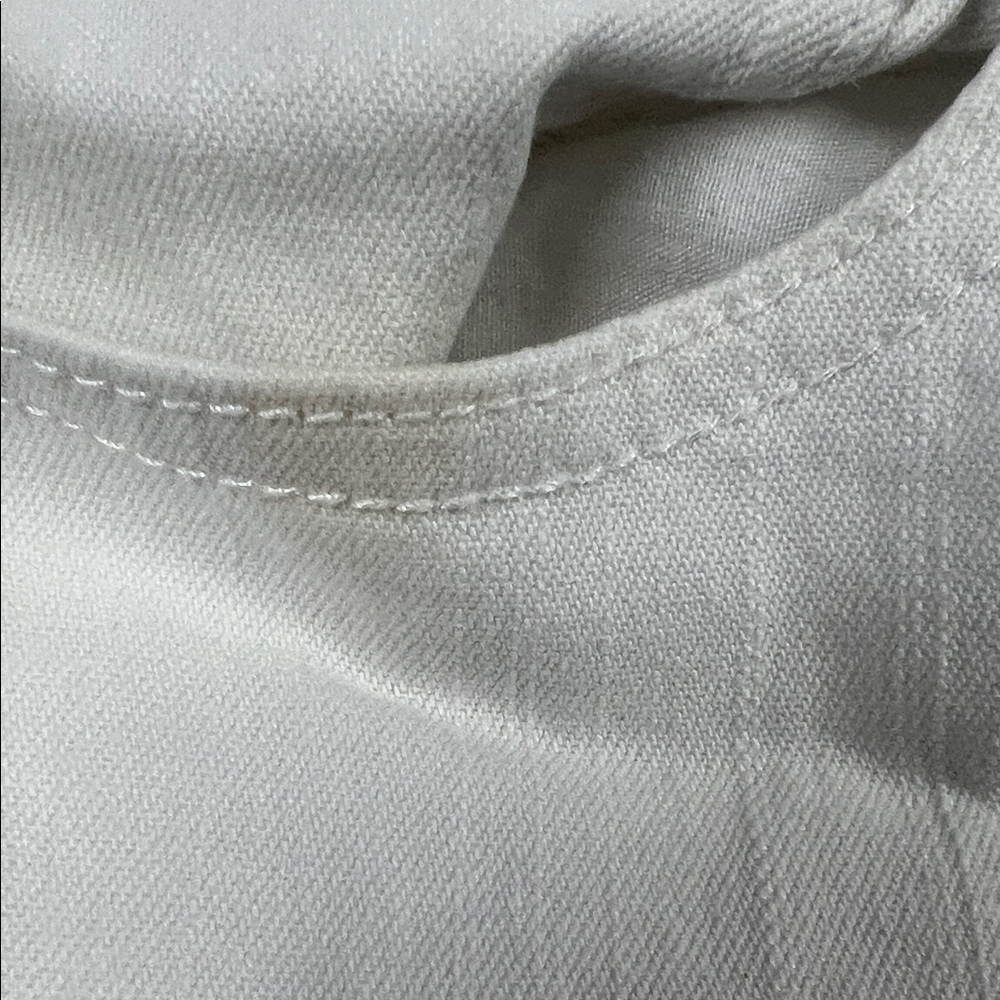 White House Black Market Cream Frayed Hem Bermuda Shorts - Picture 4 of 7